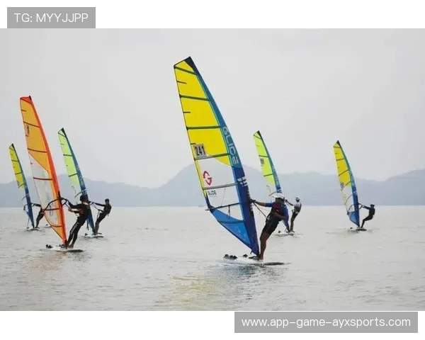 帆船赛青训营招生火爆，海洋运动普及率上升